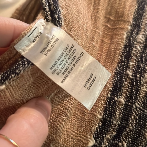 Ruana Kimono Treasure and Bond Vertical Stripe - Picture 3 of 4